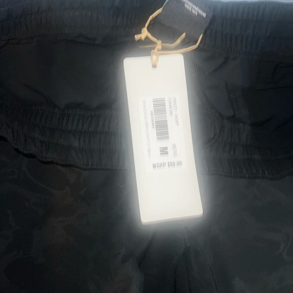 Oakley shorts - Picture 6 of 7